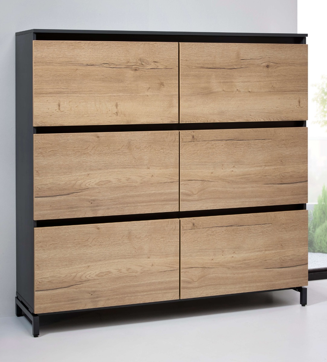 executive_high_cabinet_2_